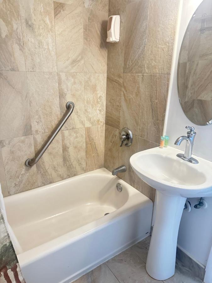 Waikiki Oceanfront Motel Wildwood Crest