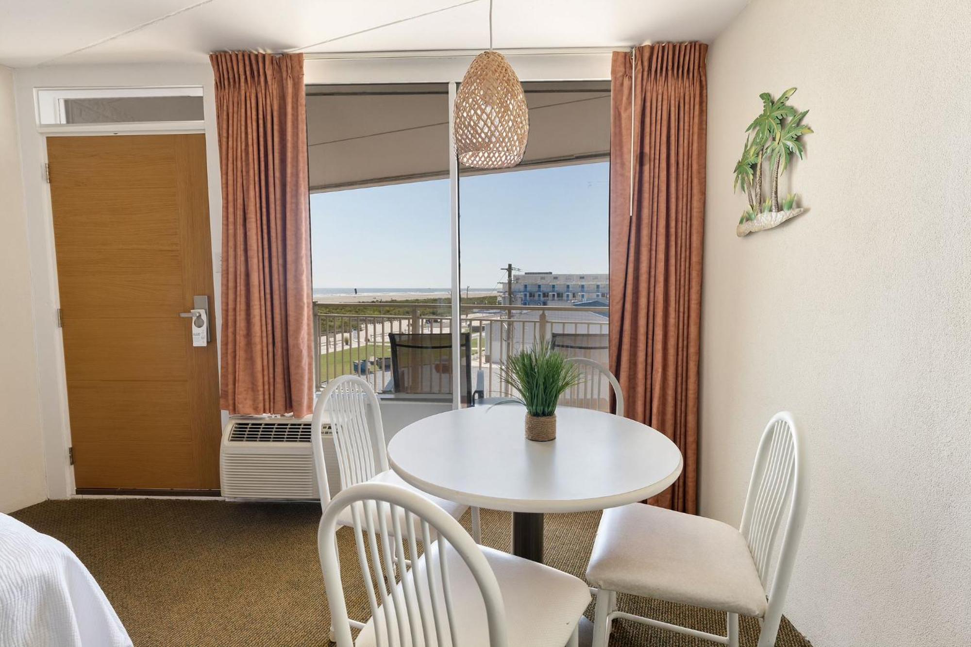 Waikiki Oceanfront Wildwood Crest
